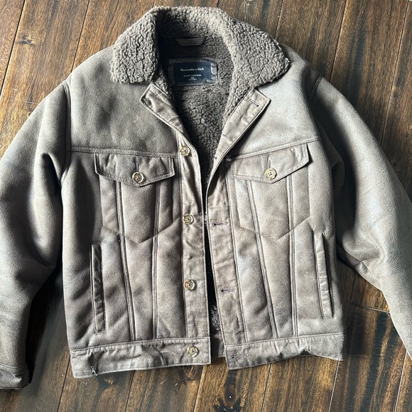 A&F Trucker Jacket - Picture 2 of 7